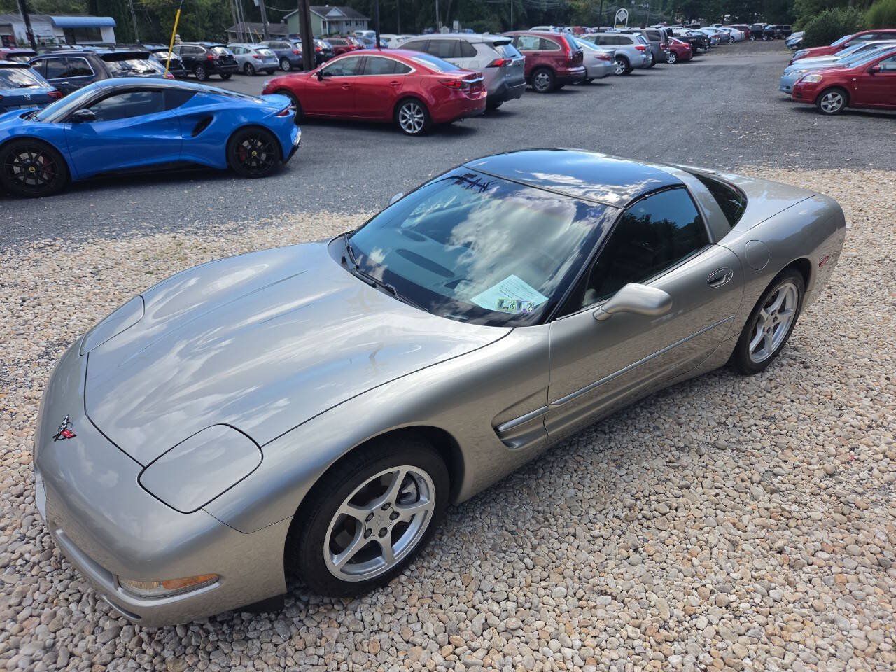 Used 2000 Chevrolet Corvette Coupe w/ Roof Pkg RWD image 24