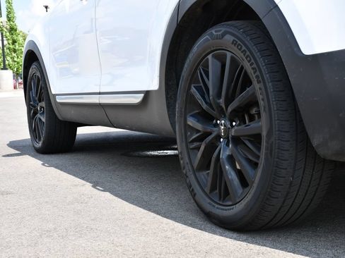 Used 2022 Kia Telluride SX FWD image 9