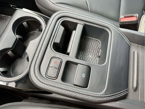 Used 2025 Ford Mustang Mach-E Premium image 29