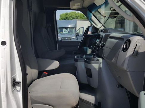 Used 2021 Ford E-350 and Econoline 350 Super Duty w/ Power Windows & Locks Group image 23