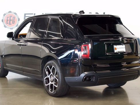 Used 2020 Rolls-Royce Cullinan Black Badge AWD/4WD image 4