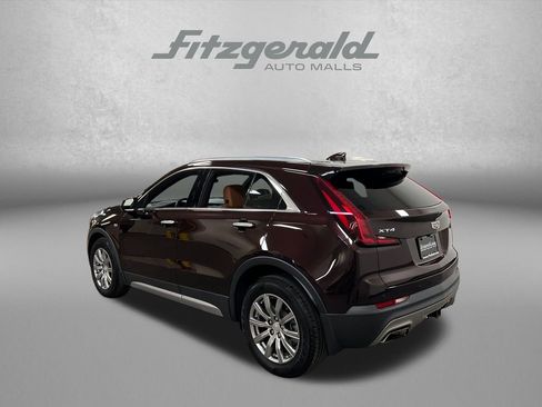 Used 2020 Cadillac XT4 Premium Luxury FWD image 3