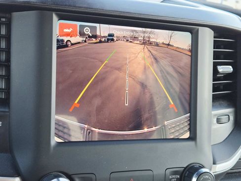 Used 2024 RAM 2500 Big Horn w/ Bed Utility Group image 33