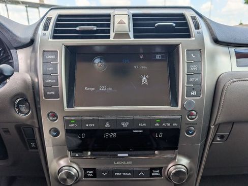 Used 2019 Lexus GX 460 Premium AWD/4WD image 29