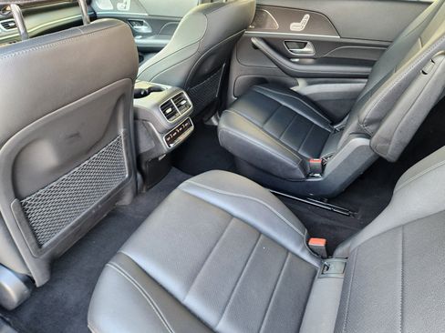 Used 2023 Mercedes-Benz GLS 450 4MATIC image 28