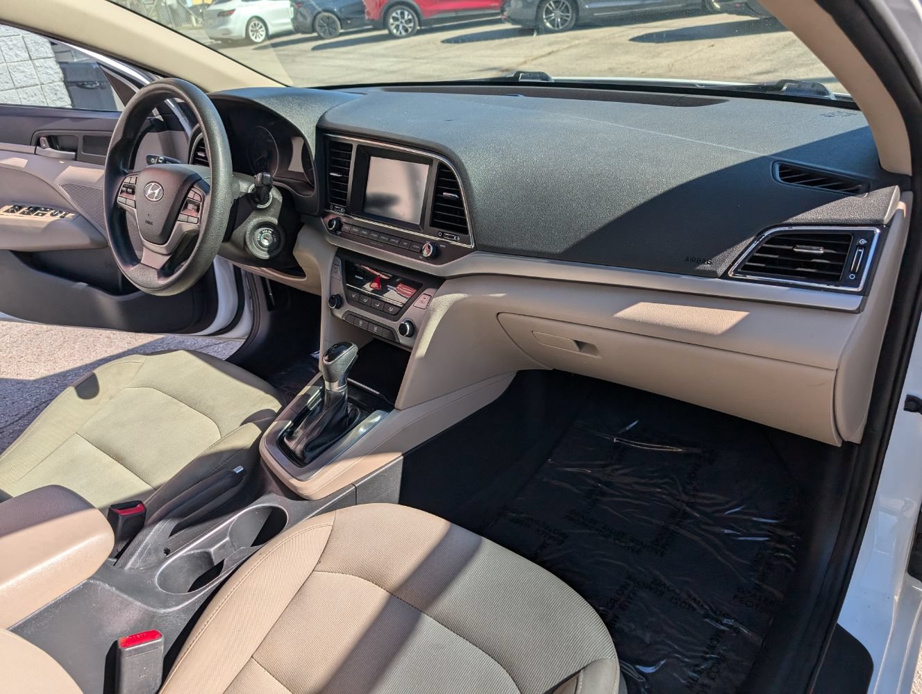 Used 2017 Hyundai Elantra SE FWD image 13