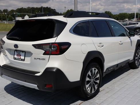 Certified 2024 Subaru Outback Limited AWD/4WD image 5