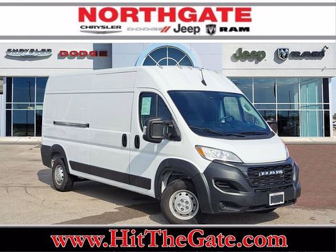 Used 2023 RAM ProMaster 2500 image 1