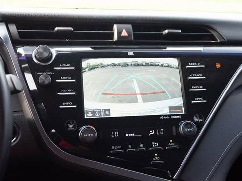 Used 2018 Toyota Camry XSE w/ Four Season Floor Mat Package FWD image 16