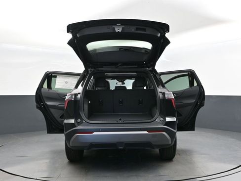 New 2026 Chevrolet Equinox LT w/ Convenience Package II image 52