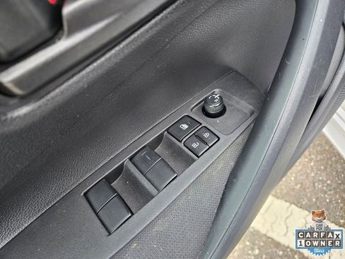 Used 2024 Toyota Corolla LE FWD image 20
