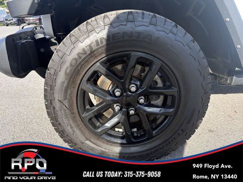 Used 2021 Jeep Gladiator Sport AWD/4WD image 9