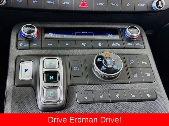Used 2023 Hyundai Palisade Limited AWD/4WD image 19