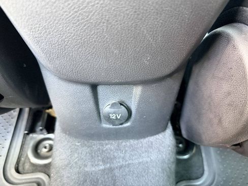 Used 2012 Ford Focus SEL FWD image 6