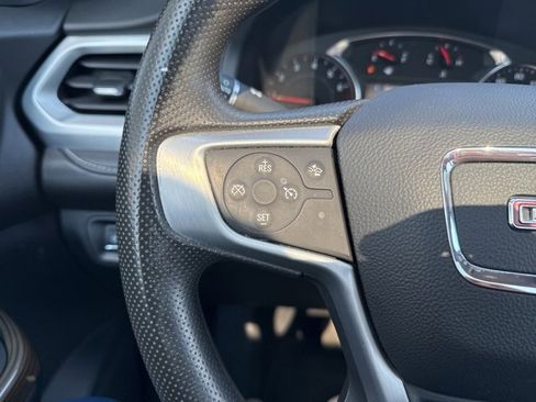 Used 2022 GMC Acadia SLE w/ Driver Convenience Package image 29