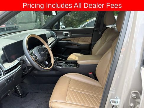Certified 2024 Kia Sorento SX Prestige w/ Olive Brown Leather Package AWD/4WD image 5