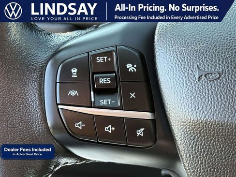 Used 2020 Ford Escape Titanium AWD/4WD image 23