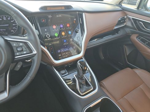 Used 2020 Subaru Outback Touring w/ Popular Package #2 image 11