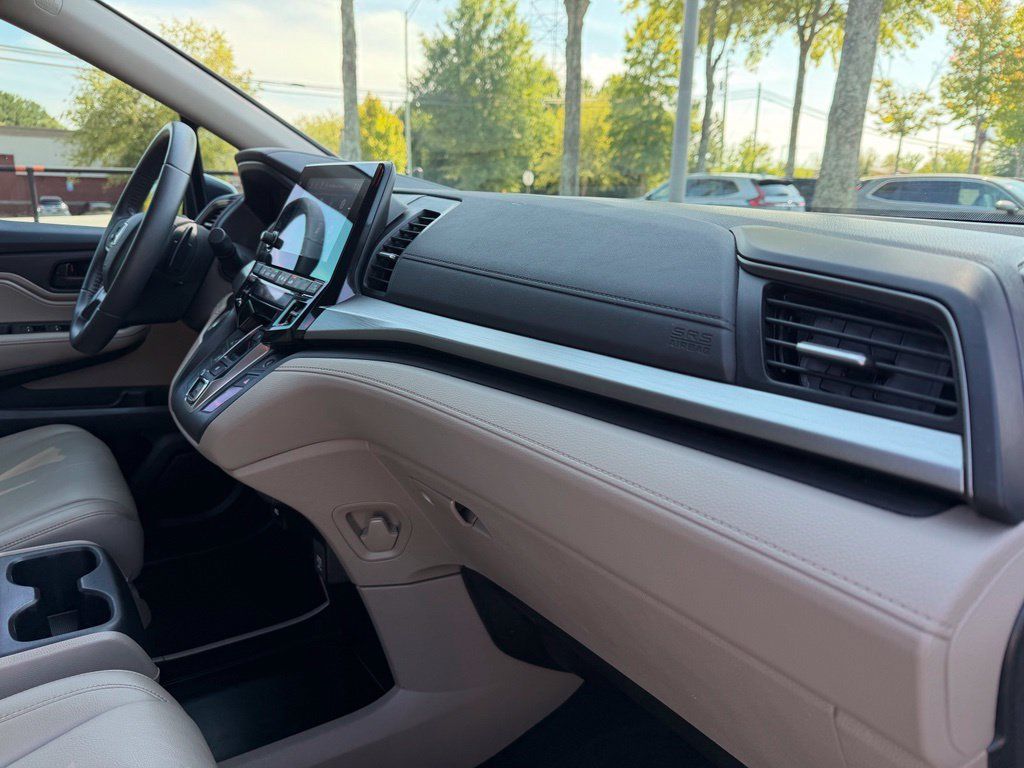 Certified 2024 Honda Odyssey EX-L image 34