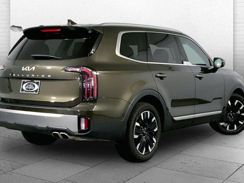 Certified 2025 Kia Telluride SX w/ SX Captain's Chair Package AWD/4WD image 13