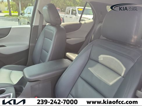 Used 2023 Chevrolet Equinox LT AWD/4WD image 17