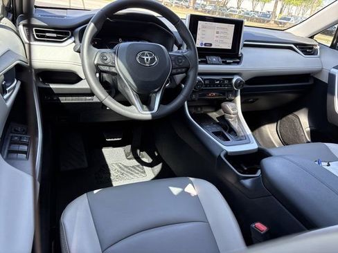 Used 2025 Toyota RAV4 XLE Premium FWD image 18