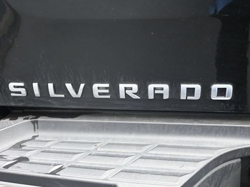 Used 2014 Chevrolet Silverado 2500 LTZ w/ LTZ Plus Package AWD/4WD image 14