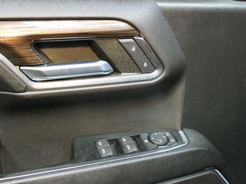 Used 2023 Chevrolet Silverado 1500 LT image 17