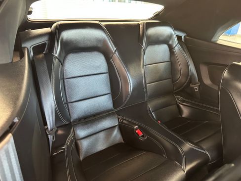 Used 2019 Ford Mustang Premium w/ Equipment Group 201A RWD image 17