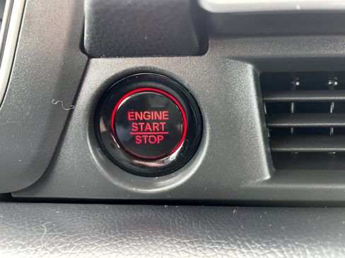 Used 2023 Honda Pilot EX-L image 16