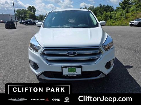 Used 2019 Ford Escape SE AWD/4WD image 2