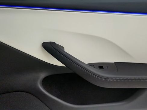 Used 2025 Tesla Model 3 RWD image 36