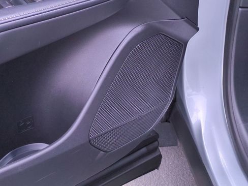 Certified 2025 Lexus RX 350h image 17