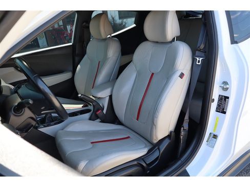 Used 2019 Hyundai Veloster Turbo Ultimate FWD image 11