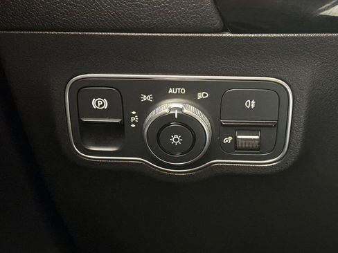 Certified 2023 Mercedes-Benz GLA 250 image 35
