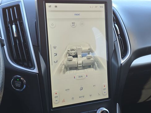 Certified 2024 Ford Edge SEL image 19