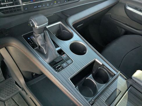 Used 2022 Toyota Sienna XSE w/ XSE Plus Package image 19