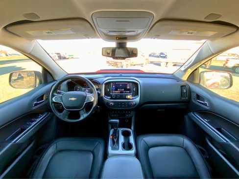 Used 2020 Chevrolet Colorado ZR2 image 30