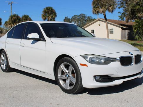Used 2014 BMW 328i Sedan RWD image 9