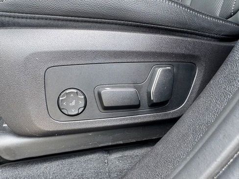 Certified 2025 BMW X4 xDrive30i AWD/4WD image 15