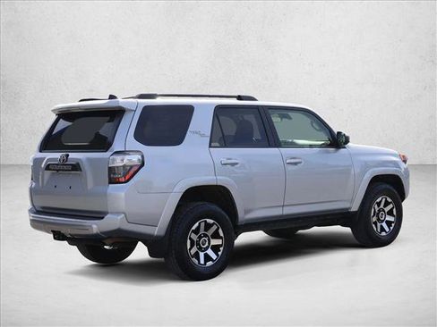 Used 2024 Toyota 4Runner TRD Off-Road AWD/4WD image 5