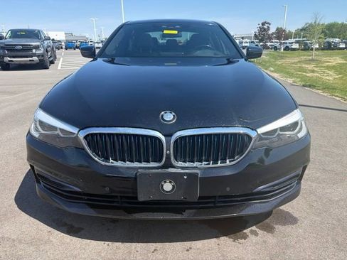 Used 2018 BMW 530e xDrive AWD/4WD image 3