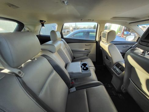 Used 2011 MAZDA CX-9 Grand Touring w/ Moonroof & Bose Audio Pkg image 9