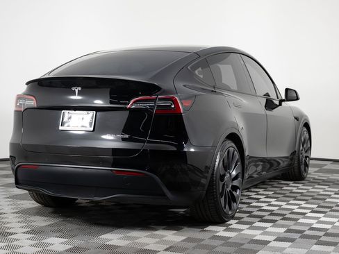 Used 2021 Tesla Model Y Performance image 7