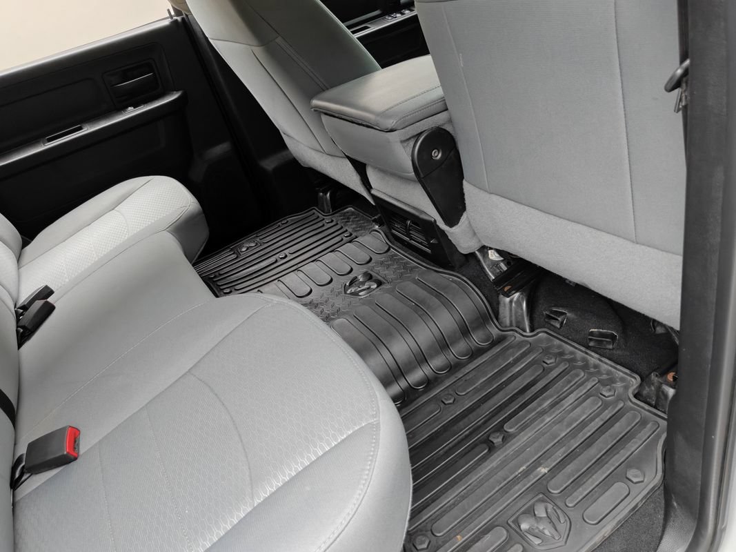 Used 2018 RAM 1500 Express AWD/4WD image 24
