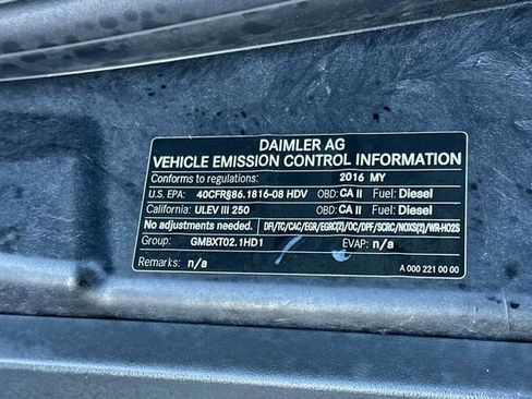 Used 2016 Mercedes-Benz Sprinter 2500 image 31