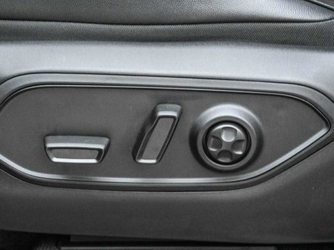 New 2025 Jeep Grand Cherokee Limited image 19