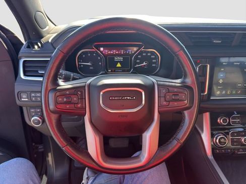 Used 2021 GMC Yukon Denali AWD/4WD image 10
