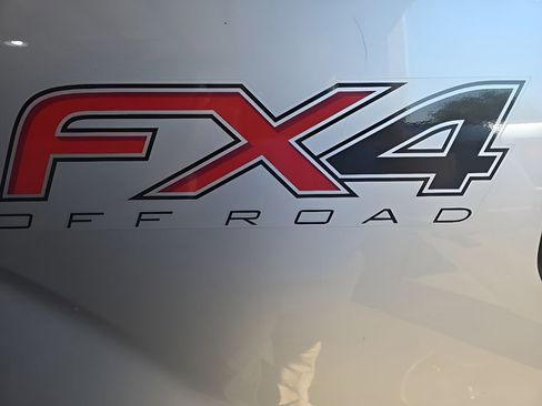 Used 2014 Ford F150 FX4 w/ Equipment Group 402A Luxury image 13