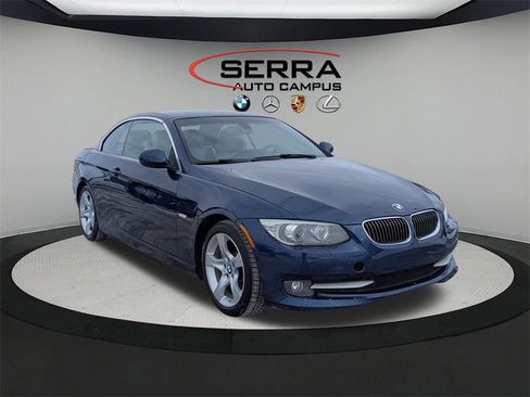 Used 2011 BMW 335i Convertible image 11
